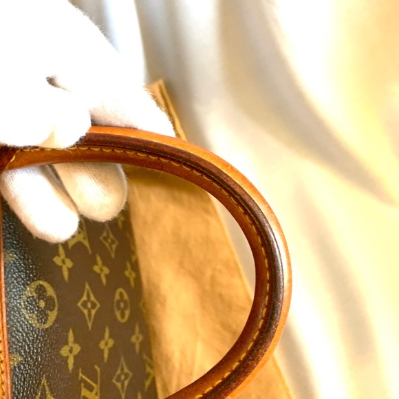 ❌ SOLD ❌Pre-owned Louis Vuitton Trouville Handbag - Picture 13 of 16